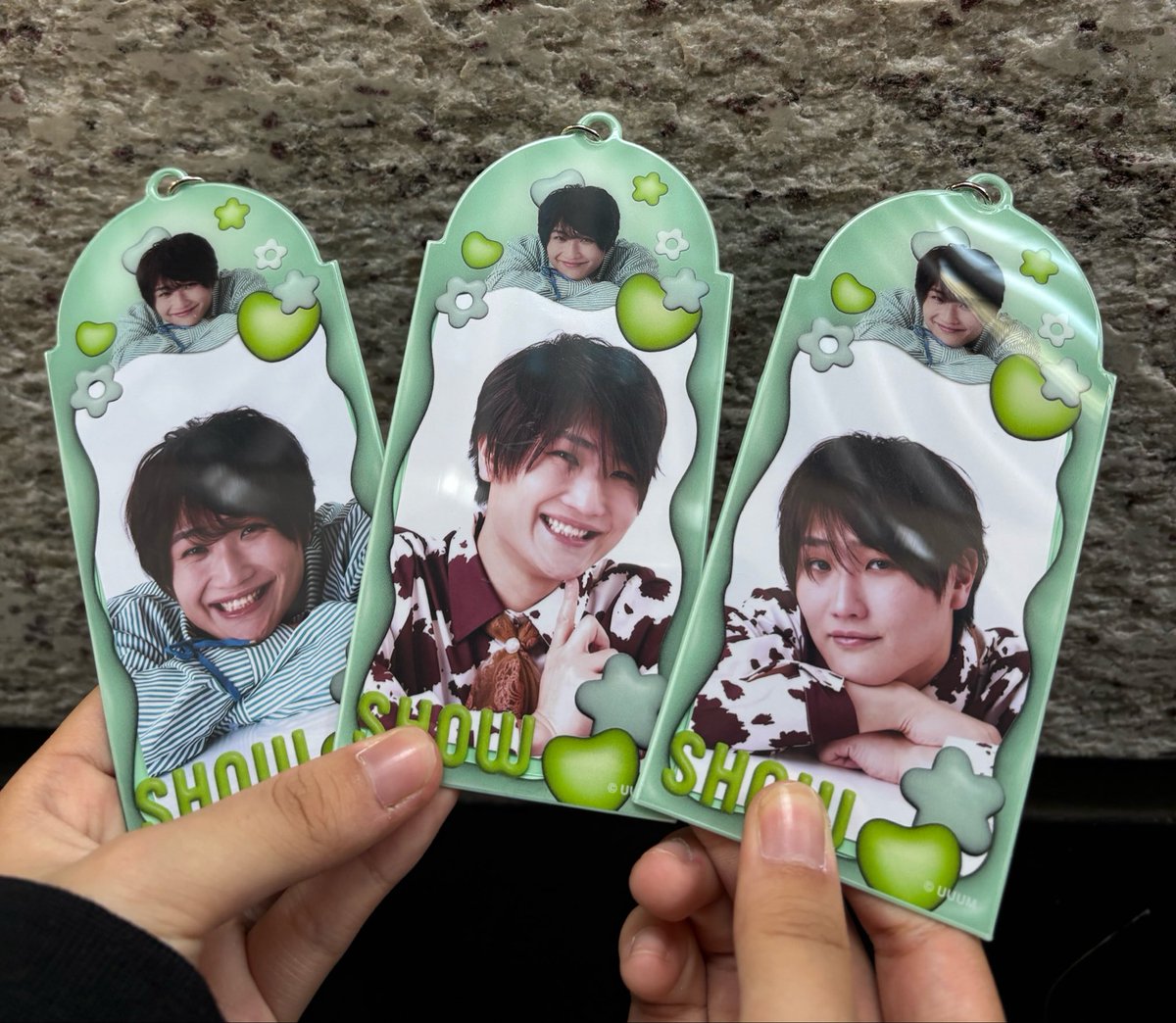 ko_ch27's tweet photo. すずしょうと 3.BROホルダーしょうくんをこうくんに交換してくれる方いませんか？？ https://t.co/cZtafaJcKO