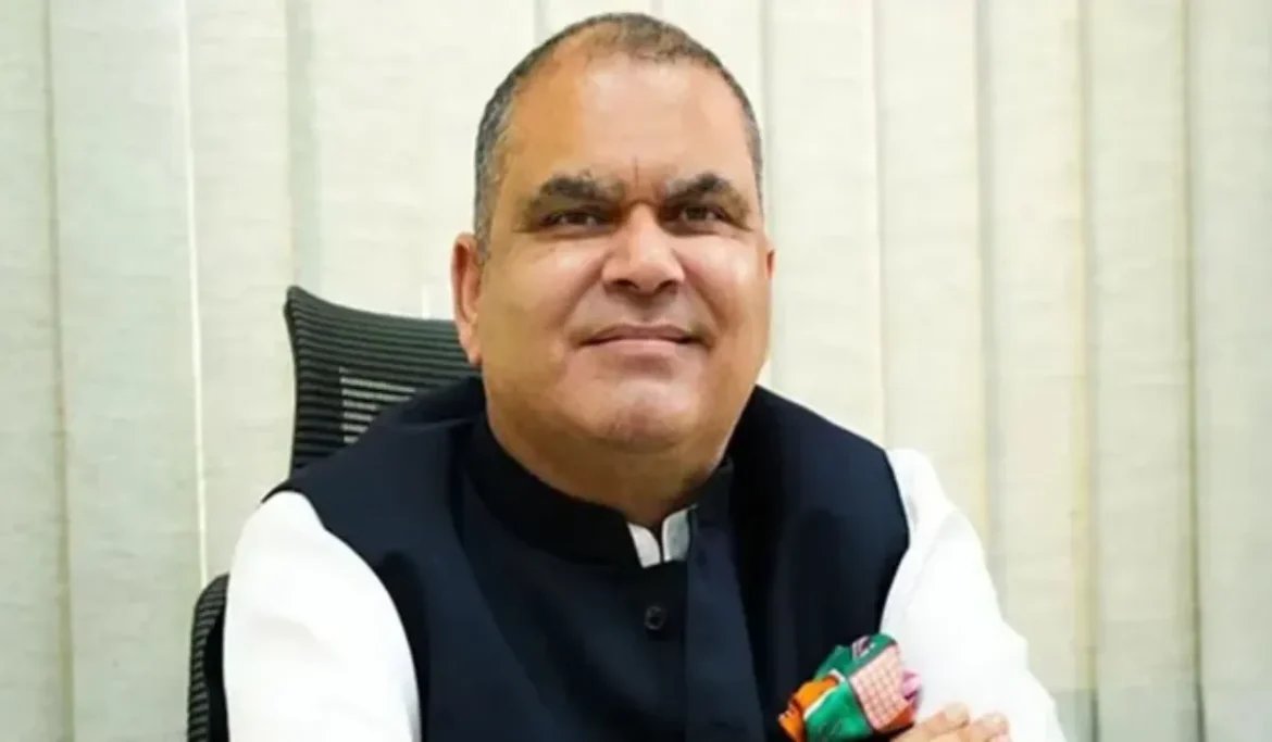 livetimes_news's tweet photo. 7 दिन की ED रिमांड में भेजे गए पंजाब मंत्री संजीव अरोड़ा, मनी लॉन्ड्रिंग मामले में हुई गिरफ्तारी
पूरी खबर पढ़ें :- https://t.co/fYeG3JIbCc
#SanjeevArora | #PunjabPolitics | #EDRemand | #MoneyLaundering | #GSTFraud | #AAP | #Livetimesnews https://t.co/Rk2lBwnPY3