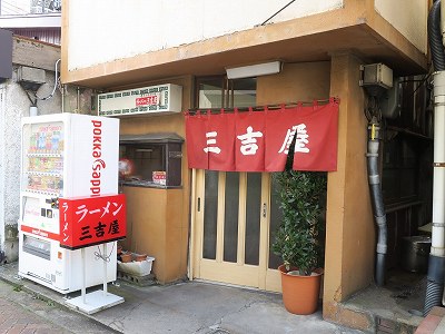 gnu_niki's tweet photo. ひるめし https://t.co/SylTQn6B3o