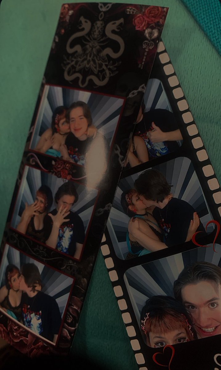Obsesassad's tweet photo. Eu sempre vou amar você meu amor🖤 https://t.co/ulNx1bdWKM