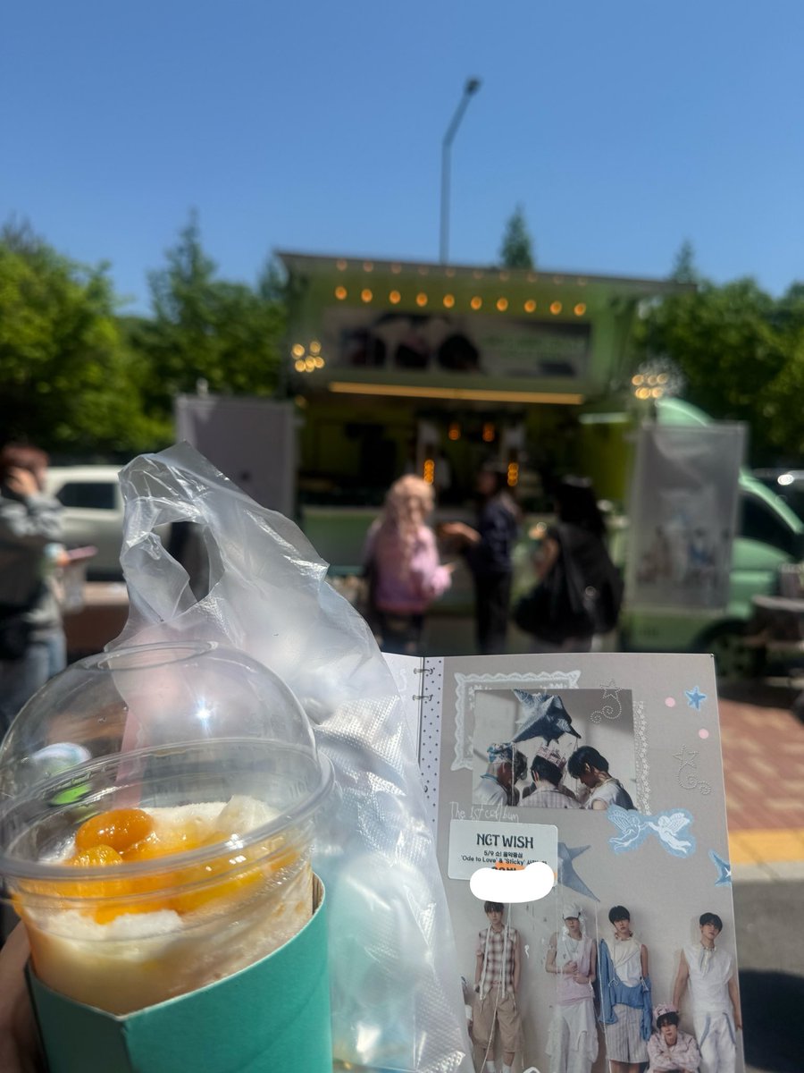 4errorhttp5's tweet photo. 스티키 더 하자… https://t.co/Q8DWHYQByv