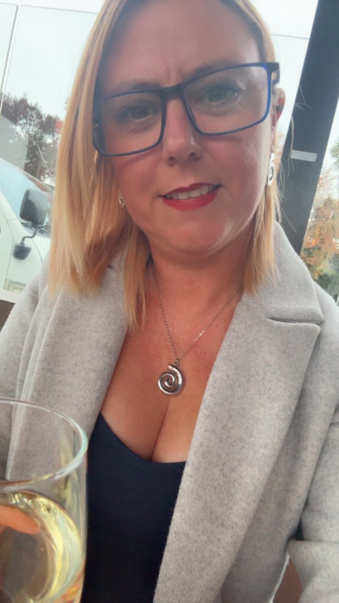 HotMilf45 tweet media