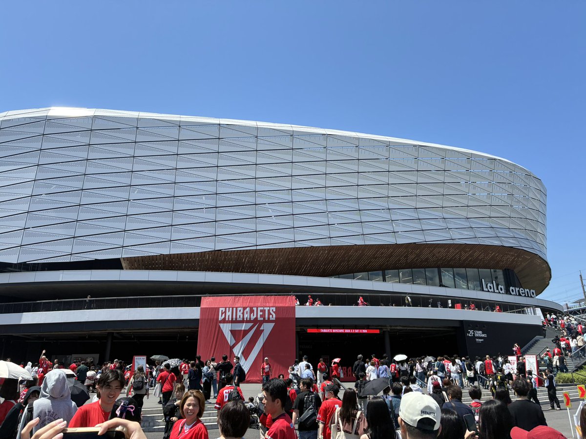 maximum_drive26's tweet photo. 応炎🔥前の必勝祈願🥞！？
（勝手な思い込み…😅）
GO！JETS！！
#エッグスシングス 
#千葉ジェッツ https://t.co/wkMpFXcVe0