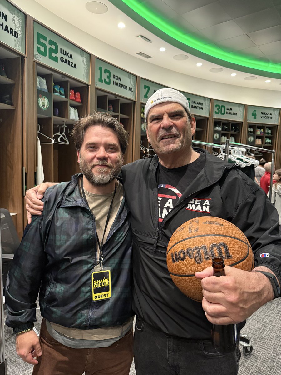 Gilly and Keeves <a href="/Shanemgillis/">Shane Gillis</a> sold out Boston Garden three nights straight #legendary ☘️