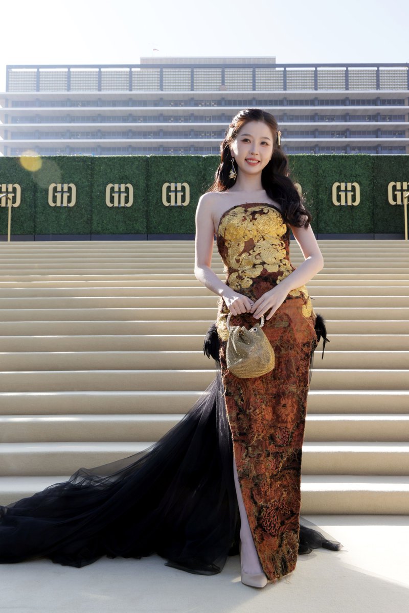 Esther Yu at the Gold House 5th Annual Gold Gala.
(Rodin Eckenroth/Getty)
