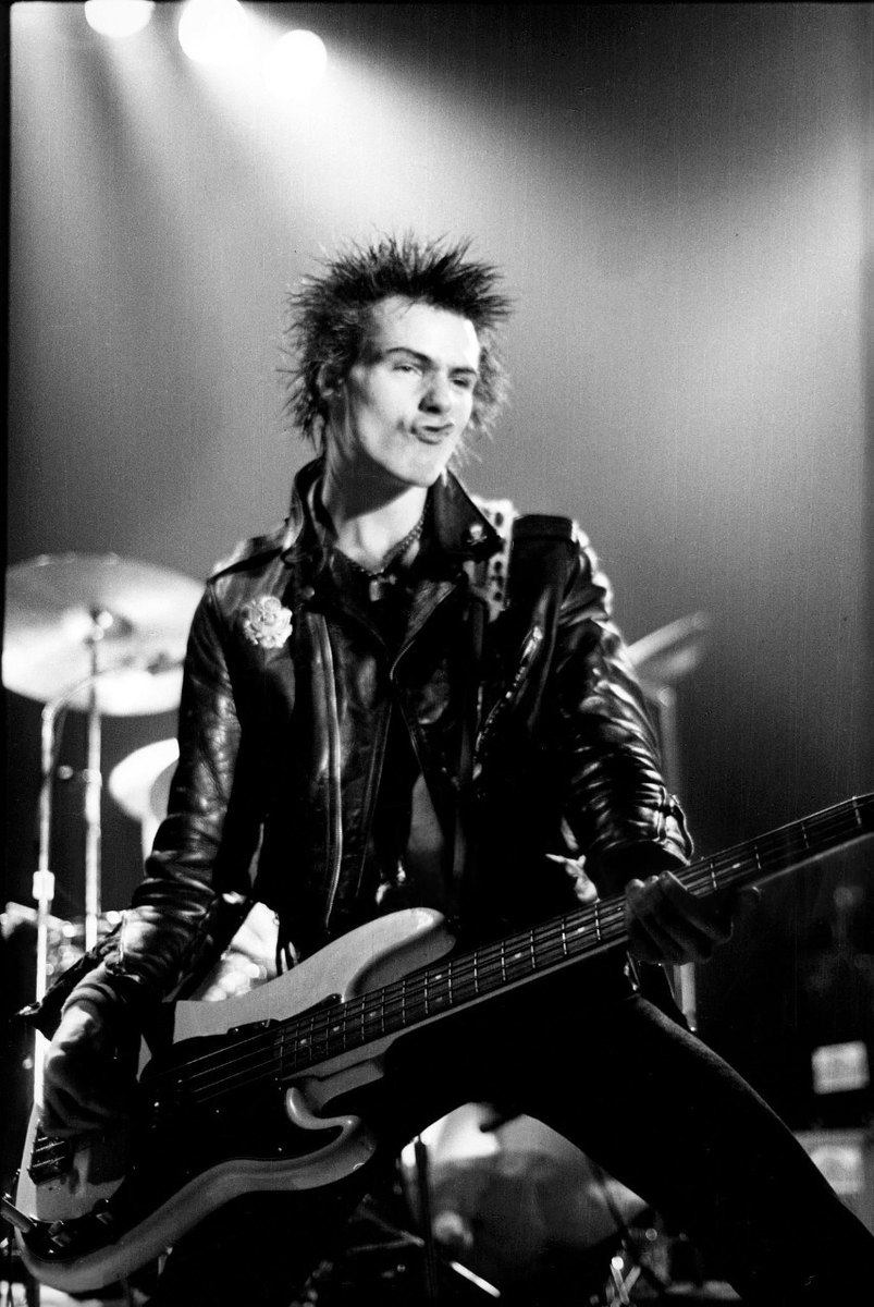 Simon Ritchie Born on this day in 1957: Sid Vicious (John Simon Ritchie) of the Sex ...