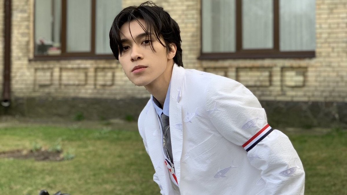hendery seven years ago