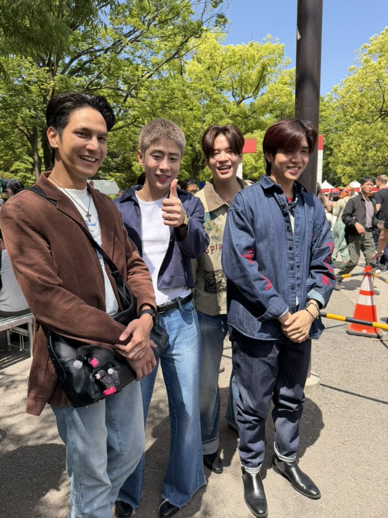 私のスマホケース指さして🫵
「LYKN!👍」してくれた♡
#タイフェス東京2026