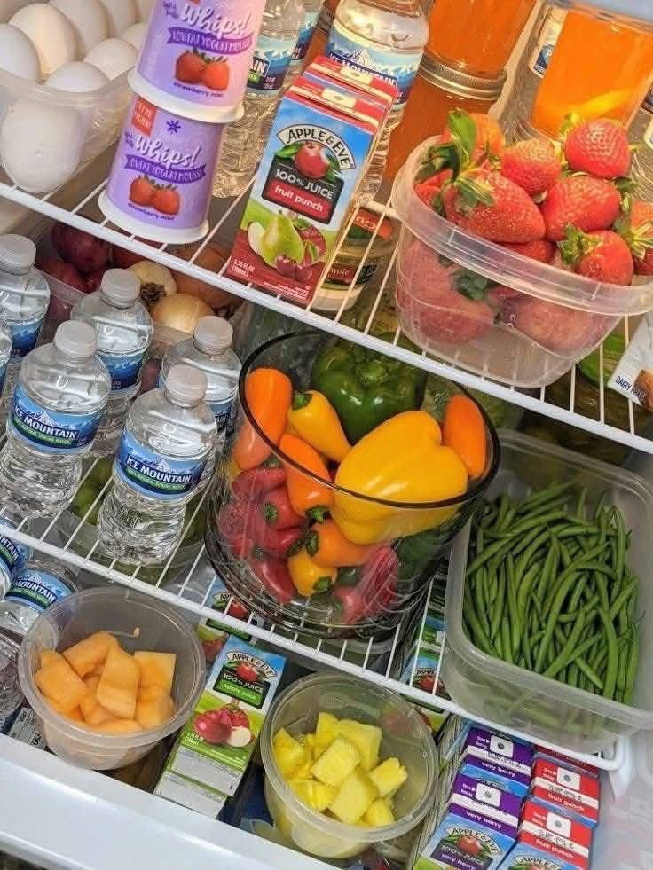 Elyvanaa's tweet photo. Once I start living alone https://t.co/Sovx8FpTLt