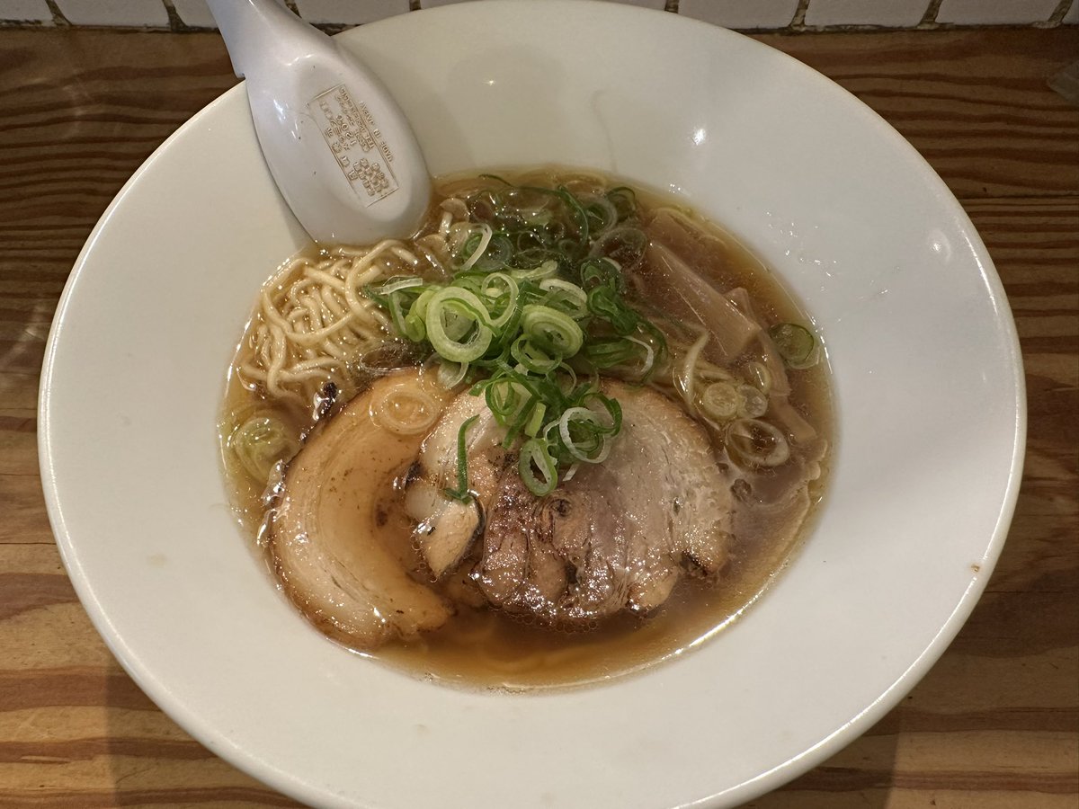 オラシオン tweet media