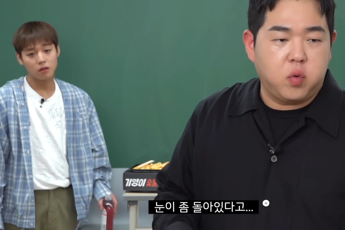계절 tweet media
