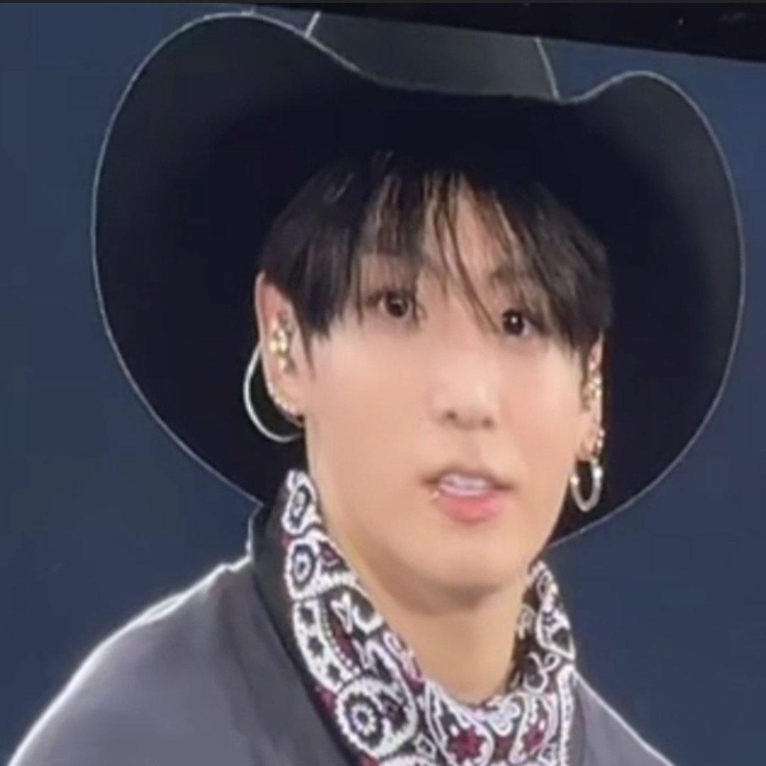 hourly doll koo tweet media