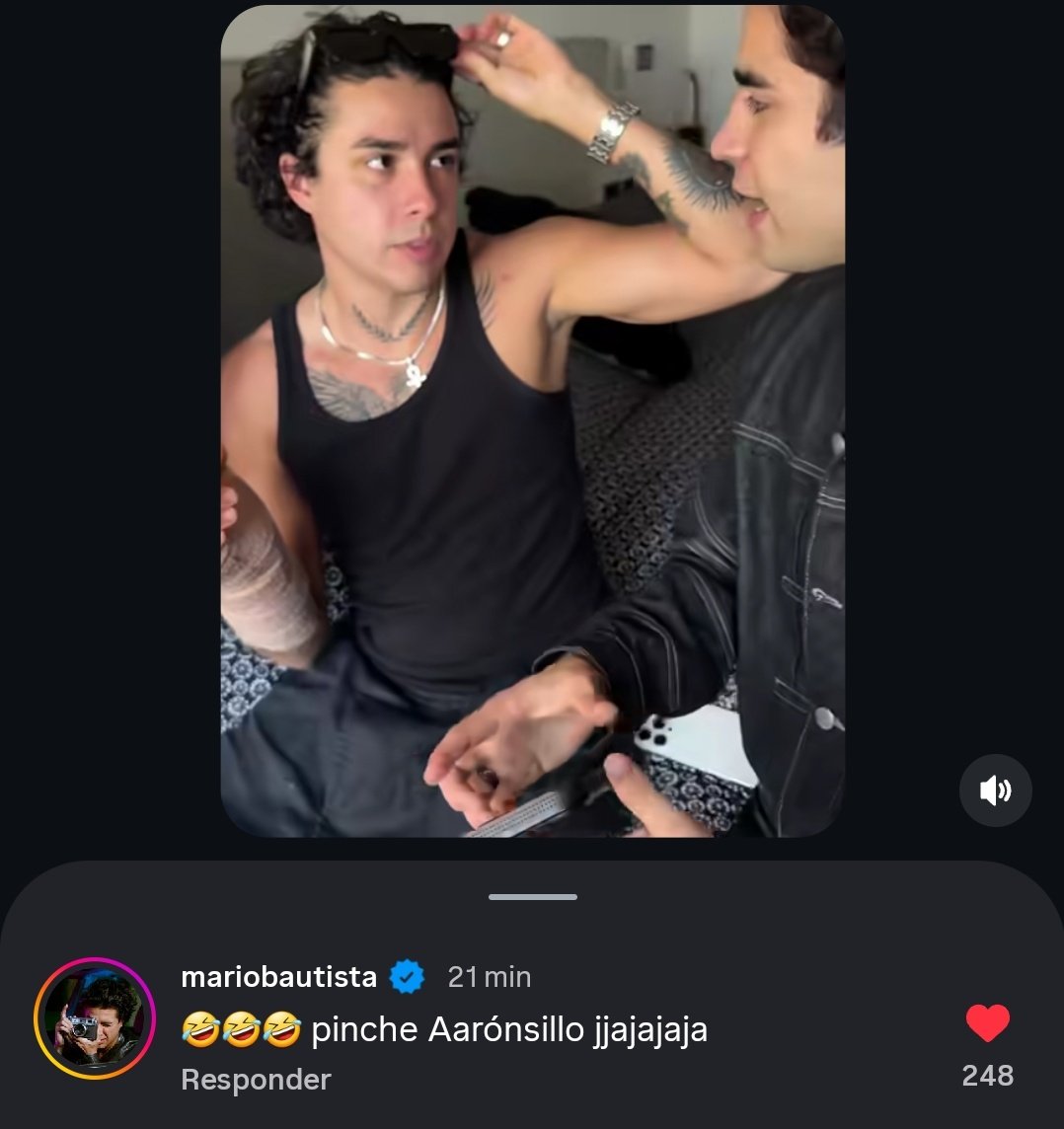 lnayemtz's tweet photo. Baucury is real, porque ese amor ya pasó la prueba más difícil y fue esa madriza que se dieron. Y lejos de separarse, eso los unió aún más. Una vez un sabio dijo:
☝️🤓 'Lo que unió el ring, que no lo separe el hombre"
#Bromis solo son amigos 🤗 https://t.co/wzPIPbIH6F