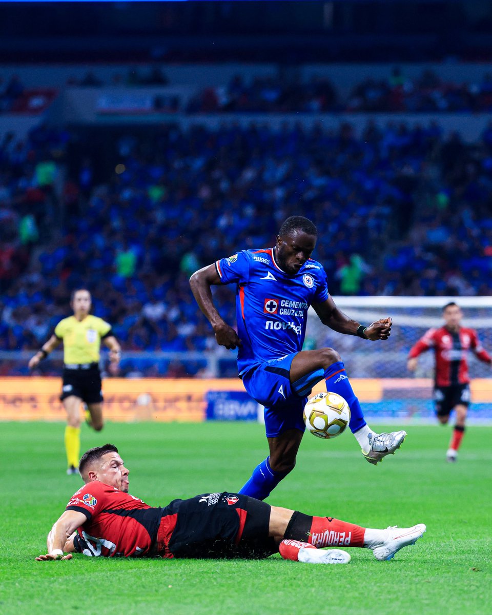CRUZ AZUL tweet media