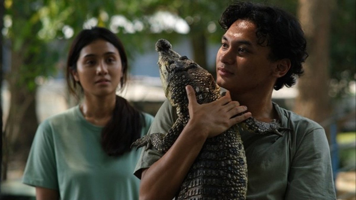 cinephileintern's tweet photo. Crocodile Tears
dir. Tumpal Tampubolon https://t.co/39WhCJH9BJ