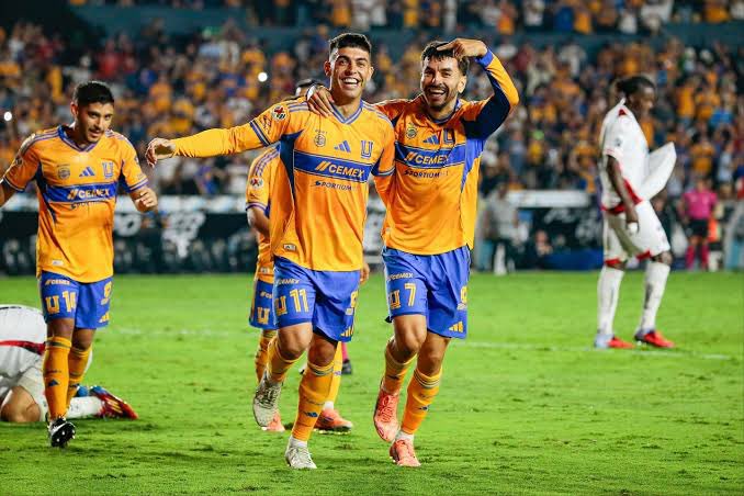 Brunetta y Correa nos hicieron creer que Guido Pizarro era buen DT.