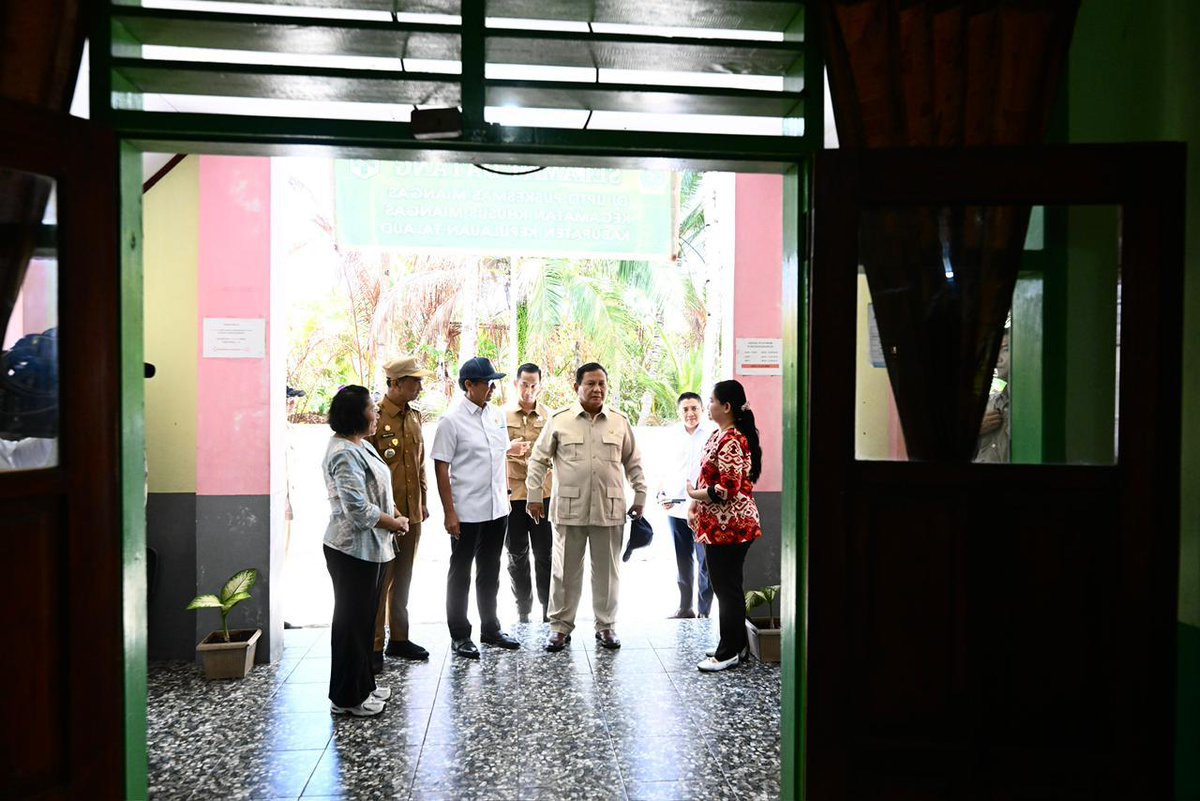 Sekretariat Negara tweet media