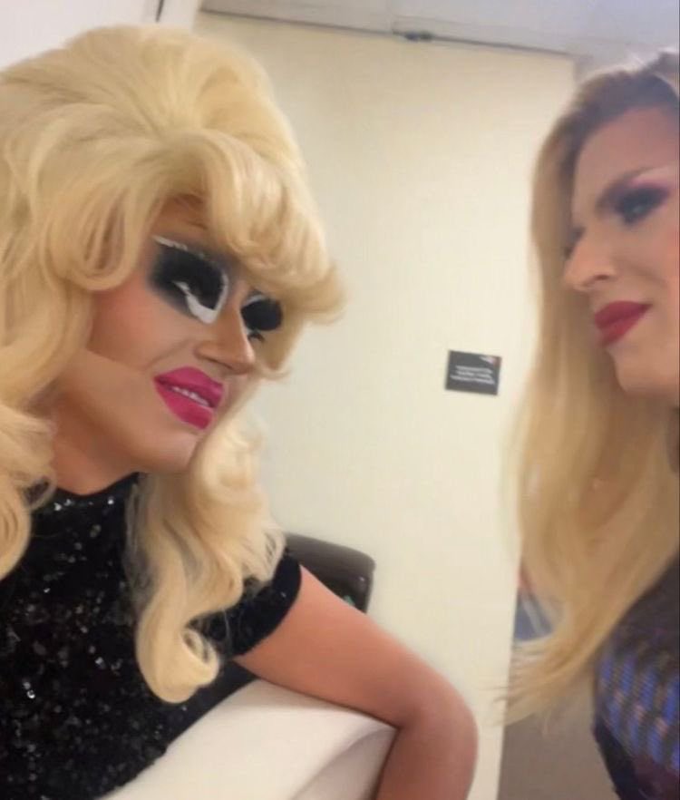 redkisskatya's tweet photo. Happy Mother’s Day to my lesbian moms!💗😆 https://t.co/PjlKiqaEBX