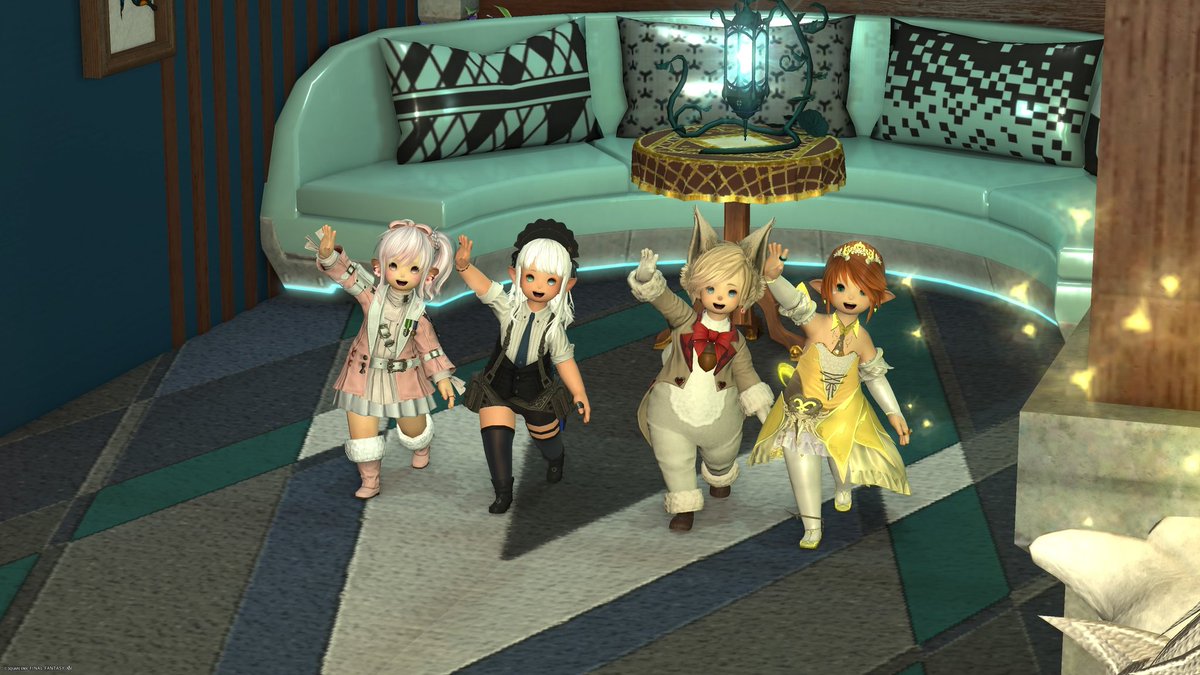 ametyan2020's tweet photo. 昨日は #Alpheratz_FF14 さんへ！
何故かここはオスラの尻尾を焼いて食うことに前向きな店員さんとお客さんで溢れる場所
知的で健全な会話で溢れてたねェ〜(白目)
でもララちゃん達のラランウェイで癒されたし
イケメンプロ漁師の店員さんからジンベエ貰えた(ねだったとも言う)からヨシ！ https://t.co/bEHq3Cie2X