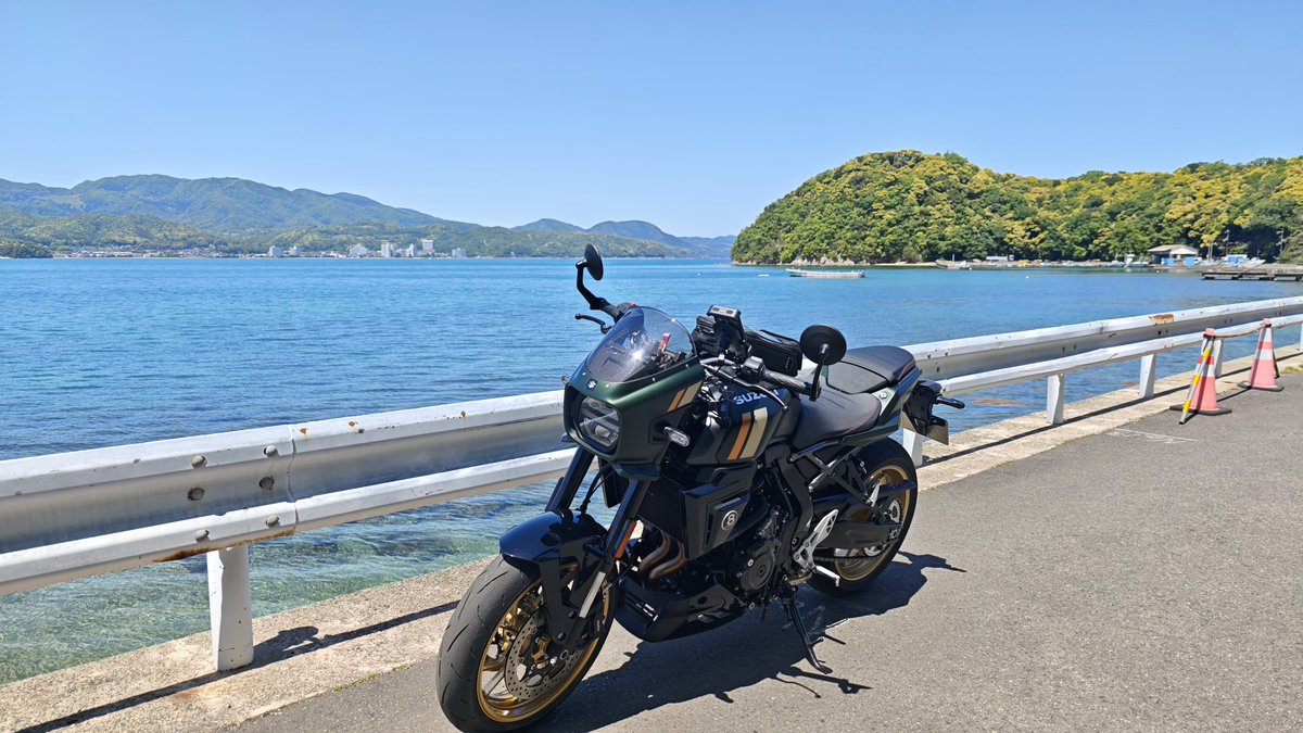 nabe3831's tweet photo. 舞鶴、宮津ツーリング中。日本海綺麗。
#ツーリング #舞鶴 #宮津 #京都 #日本海 https://t.co/qe0MUWzFxb