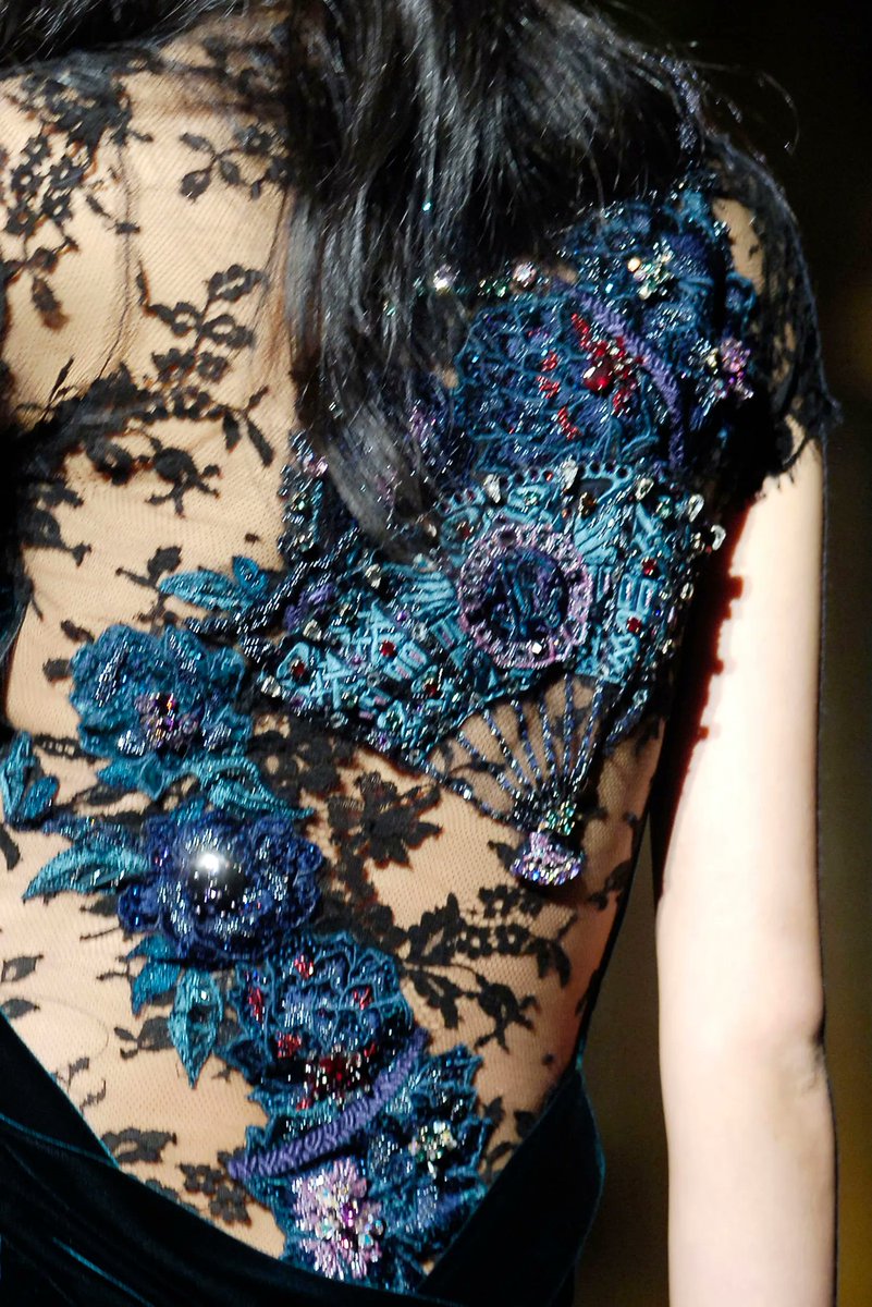 DvilCouture tweet media