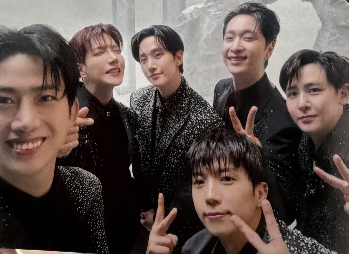 O430_yes's tweet photo. Time passes. But this moment will stay in our memories. Happy 15th Japanese Anniversary to us! 

#2PM_THE_RETURN
#THE_RETURN_TokyoDome https://t.co/BXp9X78LpB