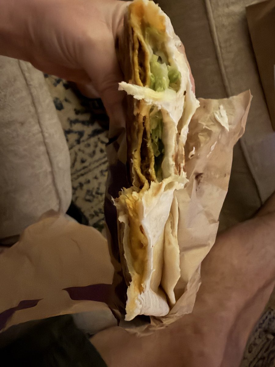 lovelace_does's tweet photo. @tacobell “triple double stacked” lol https://t.co/oQqSDUj3Fc
