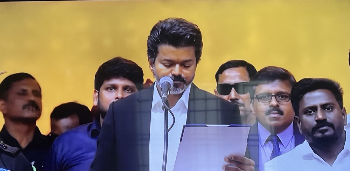 prkjagan's tweet photo. Congratulations Thalaiva 🌹🌹🌹🌹💕💕💕💕 https://t.co/An9iSzPkkn