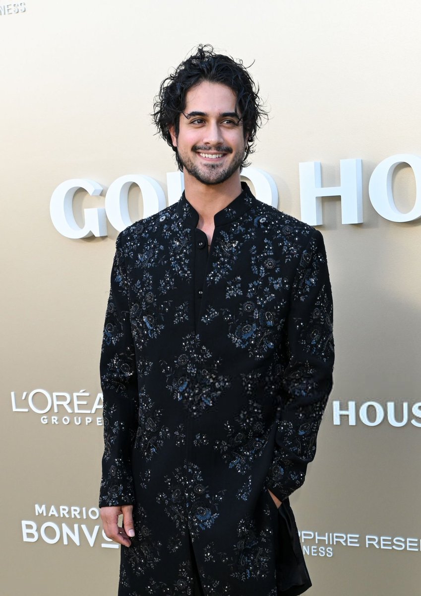 Avan Jogia Brasil tweet media