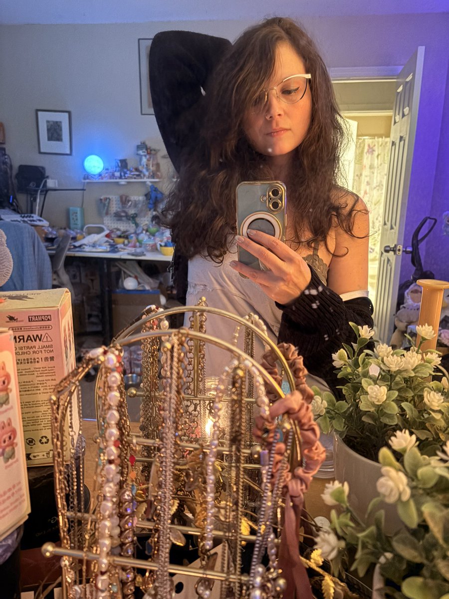 Alana | Oniontime🌙 tweet media