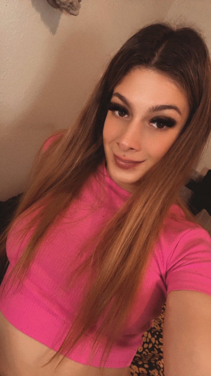 Larissa-TS tweet media