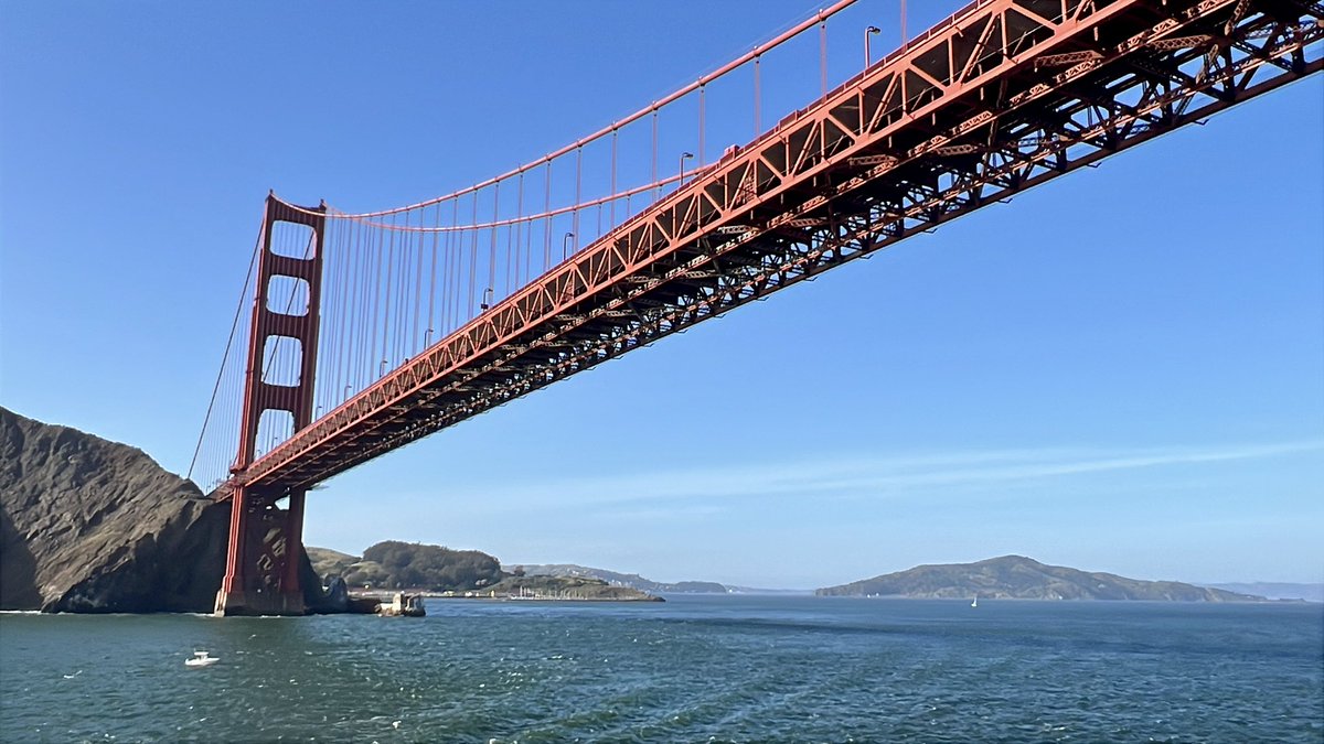 riekimchi's tweet photo. San Francisco 🌉
フルハウスが大好きなのでゴールデンゲートブリッジを間近に見られて大興奮🤩🙏 https://t.co/1eVyBKXTvU
