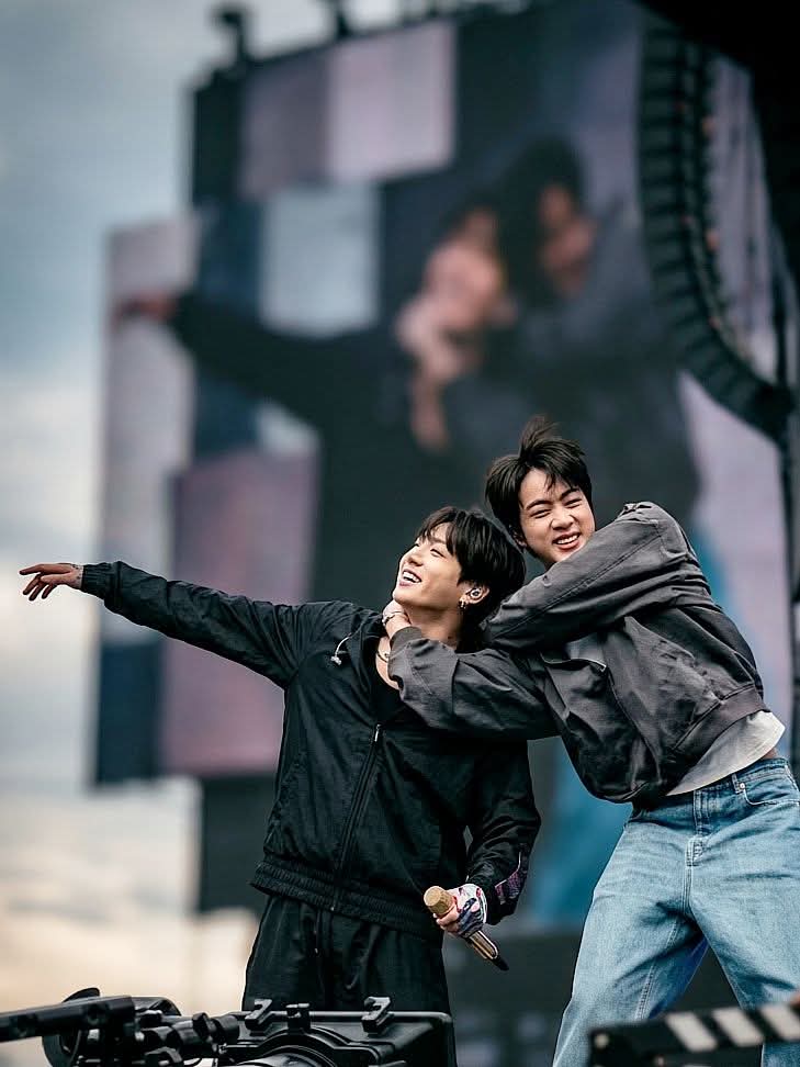🌈🏳️‍🌈 @MARCELA ⊙⊝⊜🪭 JINKOOK My Love! 🐺💜🐰 tweet media