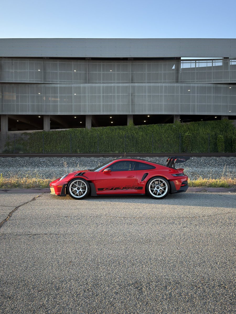 Missingkeymedia's tweet photo. Another Porsche… https://t.co/neodcRq3mf
