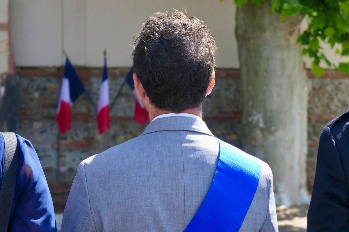 JLeonardelli_'s tweet photo. 🇫🇷 À Saint-Jory, seconde cérémonie du 8 mai placée sous le signe du souvenir et de la transmission. Face aux générations d’aujourd’hui, le devoir de mémoire demeure plus essentiel que jamais ! https://t.co/kSpNl1CFxf