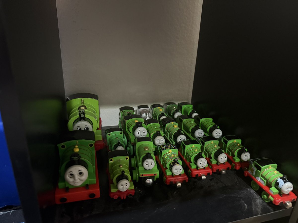 SwitcherStudios's tweet photo. My stupid chud son who I adore

#ThomasandFriends #thomasthetankengine #ttte #percythesmallengine https://t.co/v4KUokWrWX