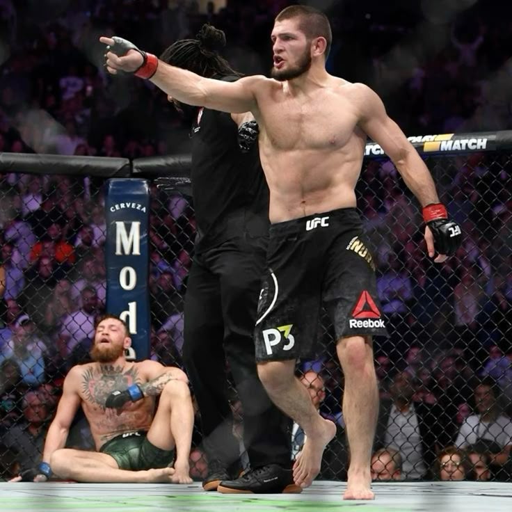 HASHEMI1003's tweet photo. #UFC328
قام قلبها احضان بعد النزال وتبويس ولا كأن شي حصل قبل النزال من سب وشتم واساءة للدين.. الله يعز حبيب يوم دعس على اللي اساء له ولدينه ما اكتفى راح كمل على فريق كونر🐐🐐 https://t.co/Tq6KoVzGI8