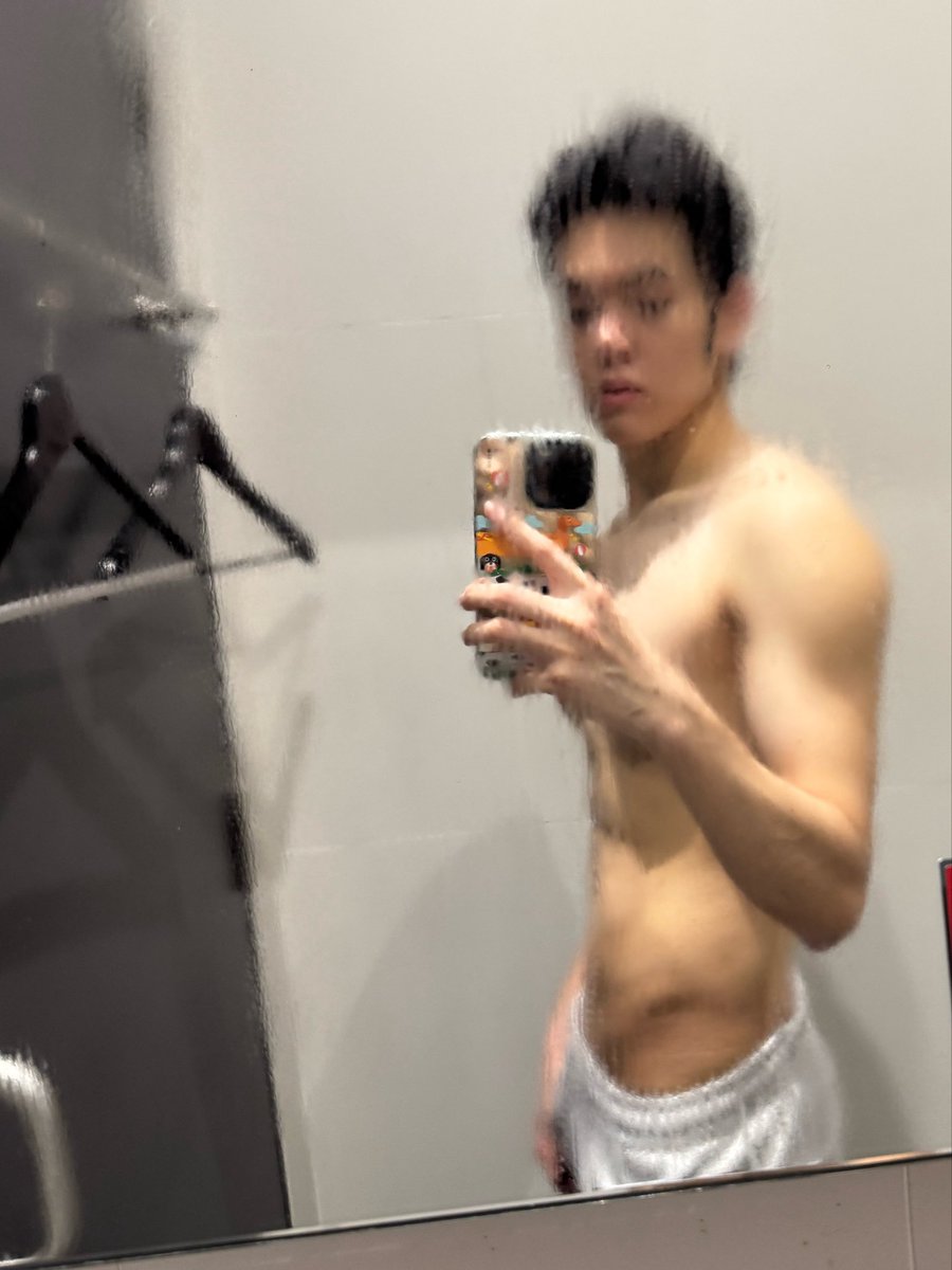 ฟบด. tweet media