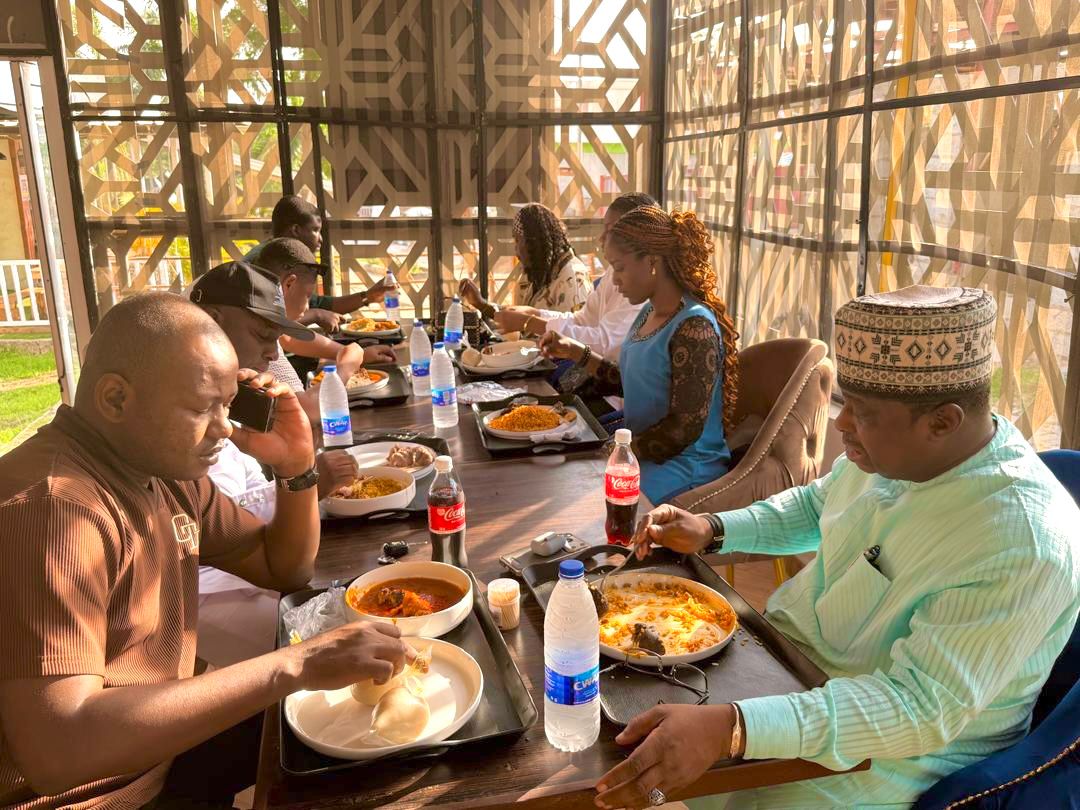 AtokoloF20018's tweet photo. The celebration was also shared over a wonderful time of fellowship and dining together, making the occasion even more memorable.
Congratulations once again to our Grand Patron, and thank you for accepting this responsibility. #ATEF https://t.co/xcFX3rkXbn