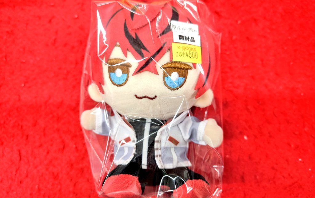 入荷情報】めておらおすわりぬいぐるみ1st Anniversary Ver. ロゼ※服に