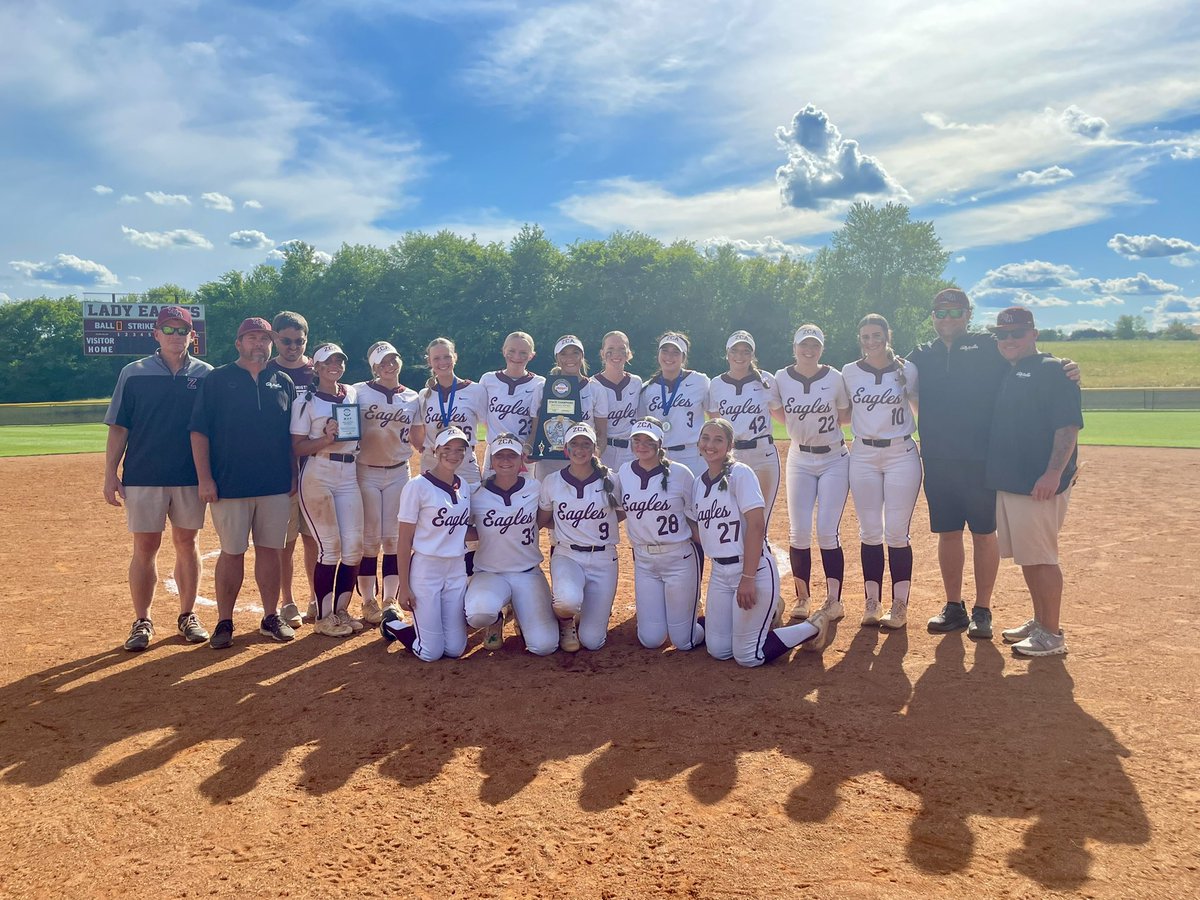 ZCA_Athletics's tweet photo. 2026 TSIAA State Champions 🥎🦅 https://t.co/18RGrpaKrZ