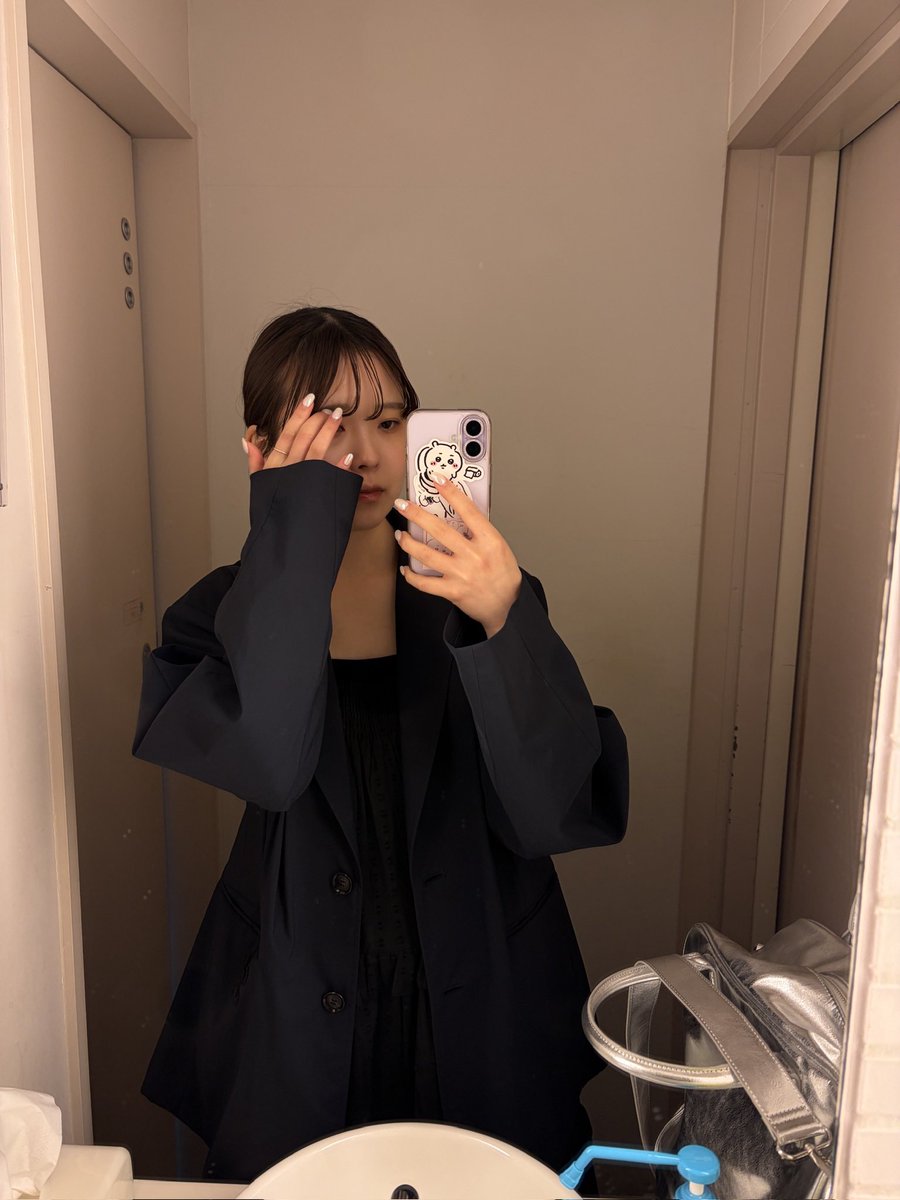 タチオ tweet media
