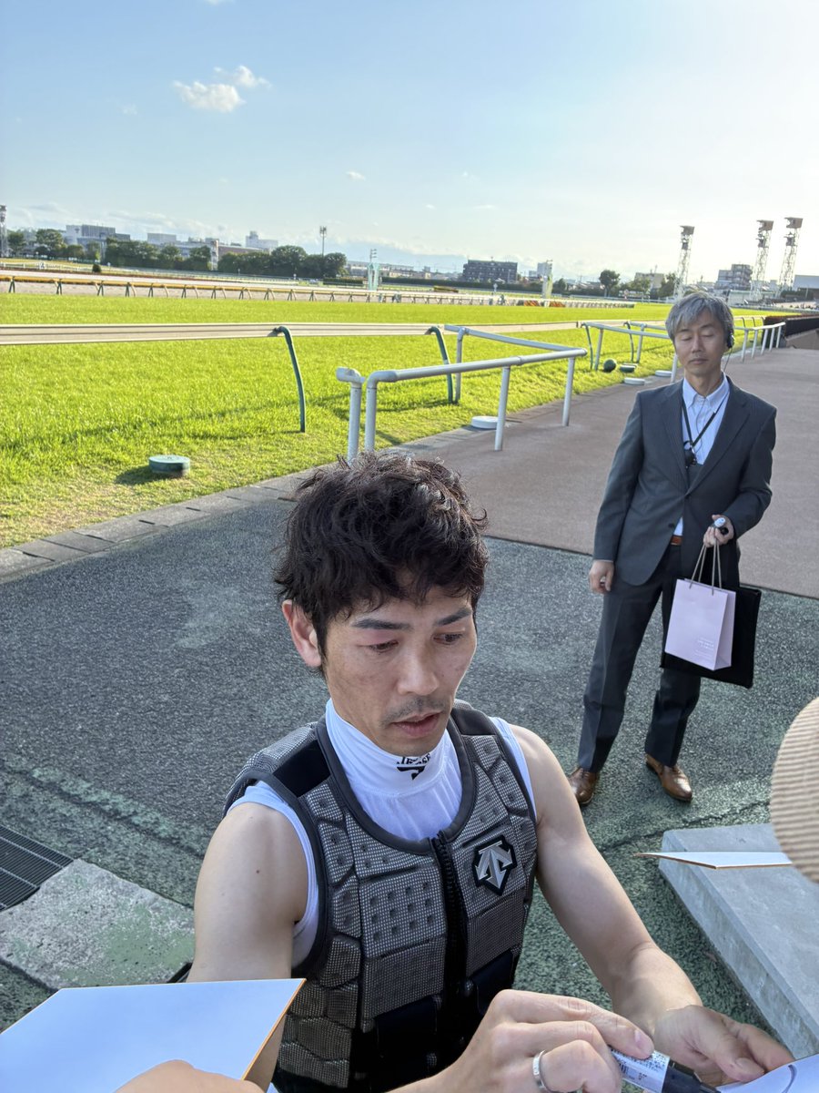 🏇競馬ランナー🏃牡馬34 tweet media