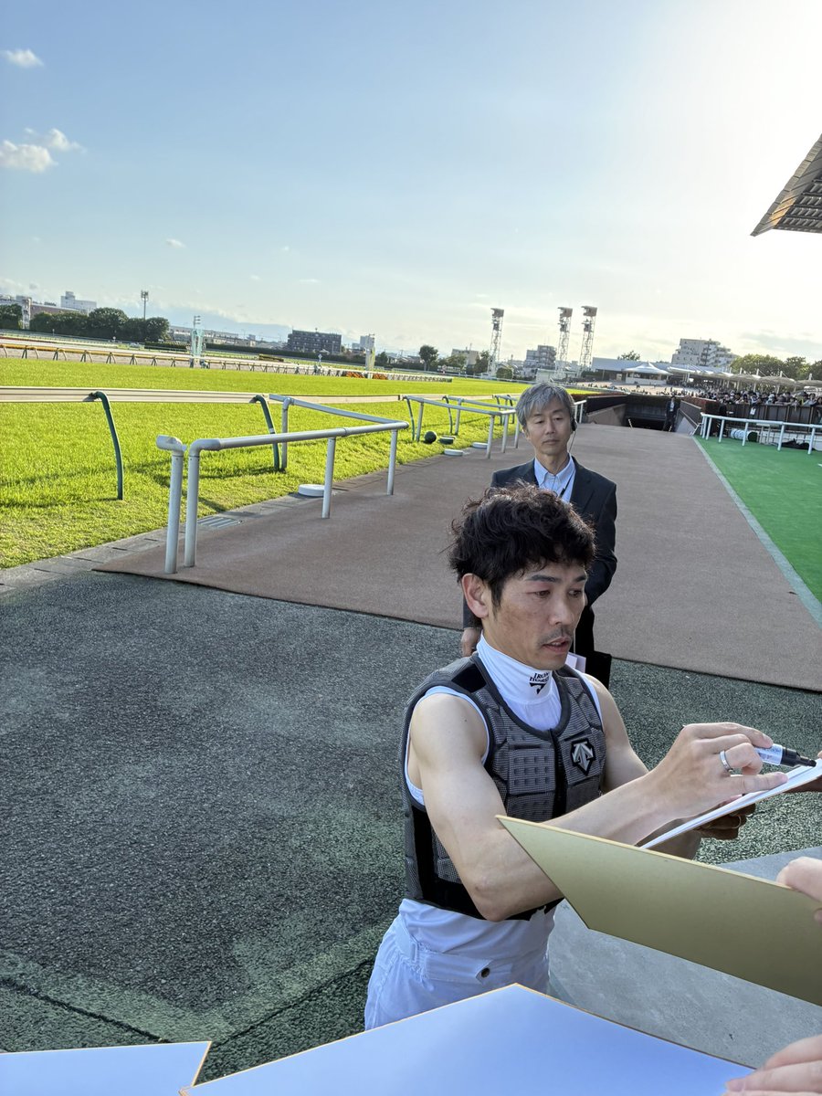 🏇競馬ランナー🏃牡馬34 tweet media