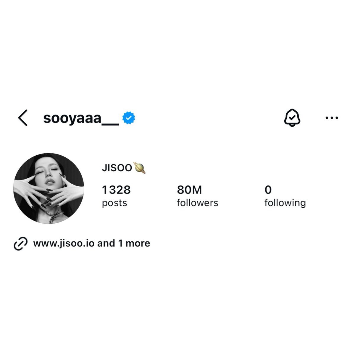 JISOO NEWS tweet media