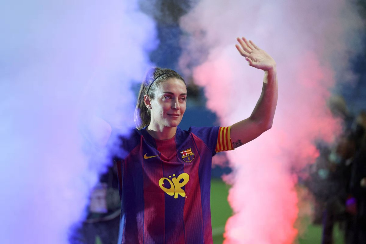³Arantxa Cerezo 💙❤️ tweet media