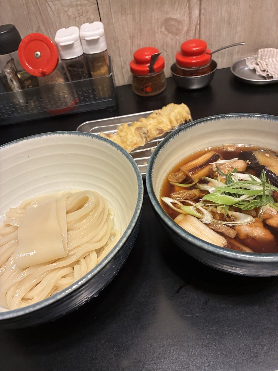 hide3105777's tweet photo. 本日5/10☀️
久しぶりに好きなうどん屋さんに行った
やはり美味い https://t.co/SZbeBtGQ2j