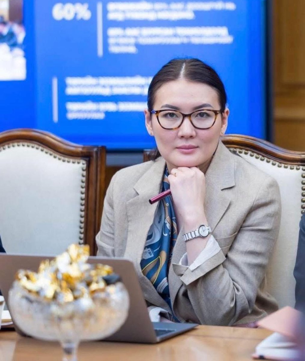 Саруулхан tweet media