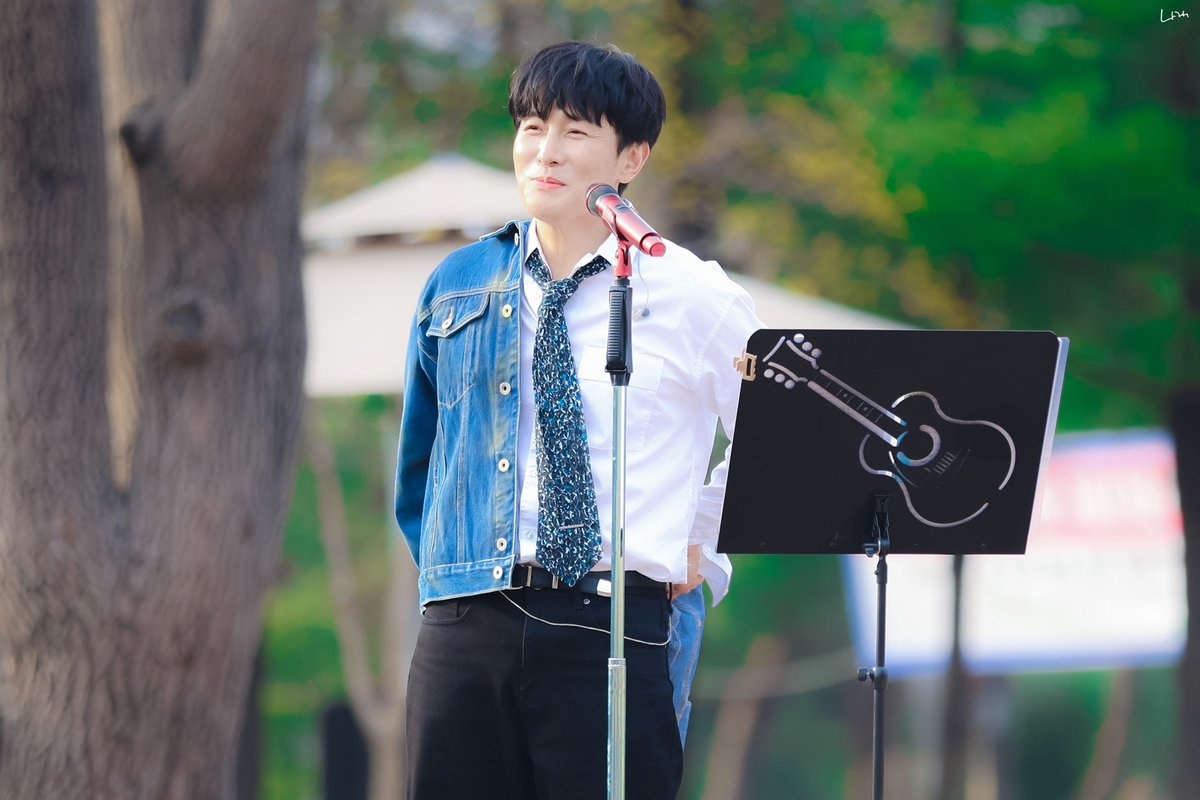 나래 tweet media