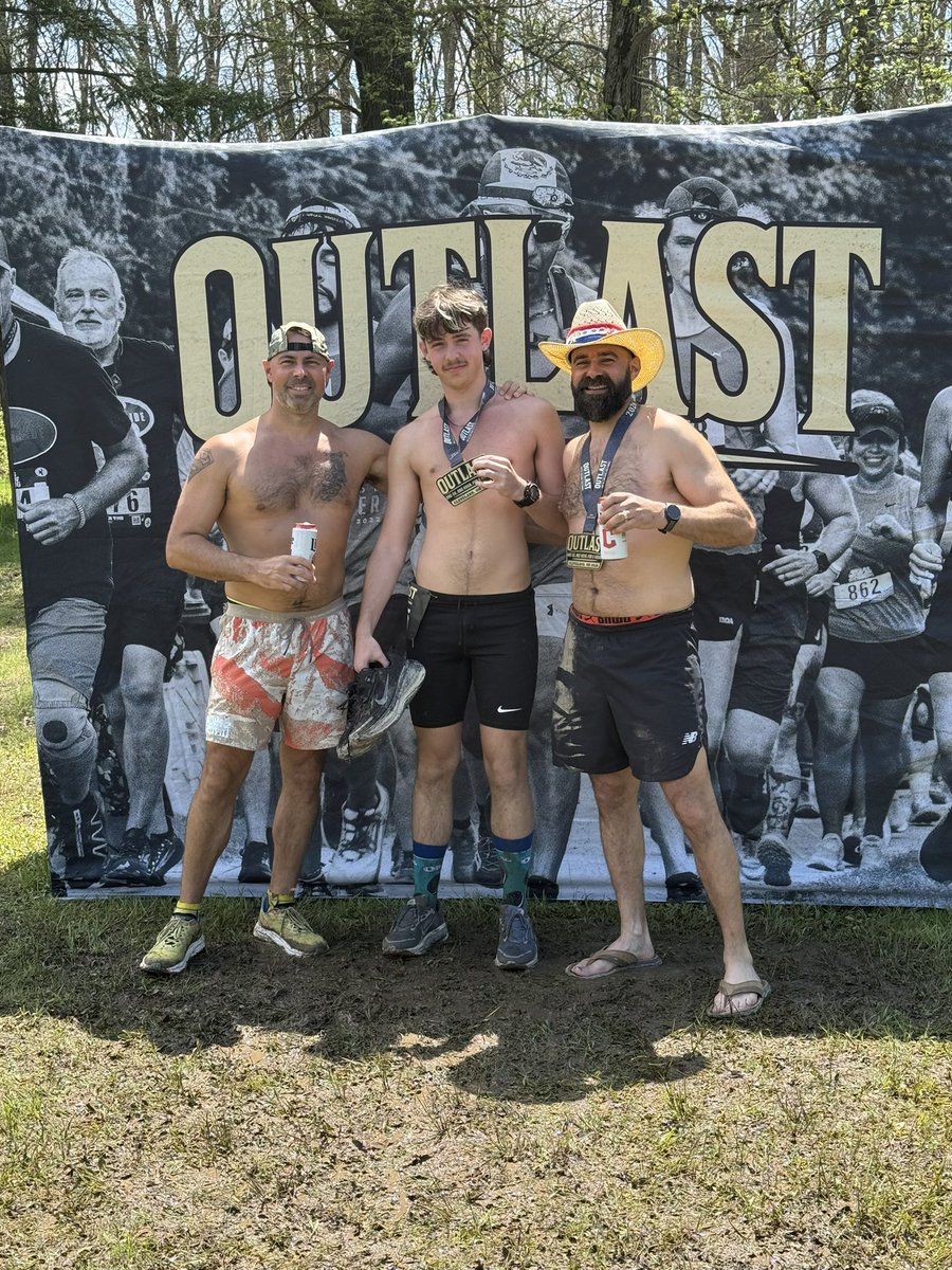 mamaHolko's tweet photo. My momma’s heart 💚 was so proud yesterday to watch 2 of my sons and a grandson run and FINISH the OUTLAST race in Cleveland. 💪🏼💚
A 5k every hour times 6!!!
Way to go guys!!
#itsholkobaby
#goonemore
#Outlast
@RandyTrask2 https://t.co/mtjuLaVJfh